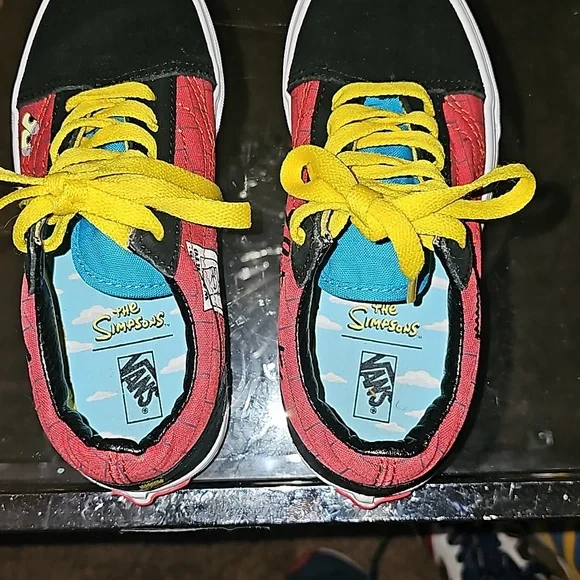 Vans limited edition old skool (The Simpsons) El Barto size 1 - Picture 6 of 12